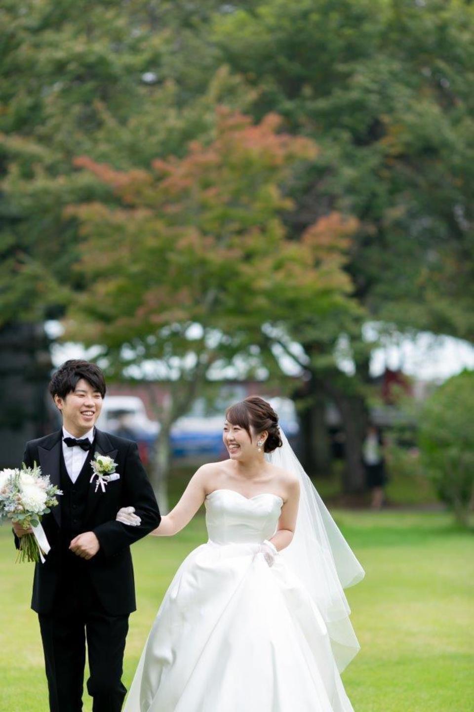 秋の軽井沢で人前式 サプライズ尽くしなwedding 軽井沢プリンスホテル フォレスターナ軽井沢のウェディングレポート 結婚式のプランがいっぱい届く プラコレウェディング